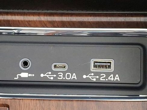 Certified 2025 Subaru Ascent Touring image 30