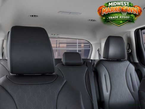 New 2026 Kia Carnival EX image 27