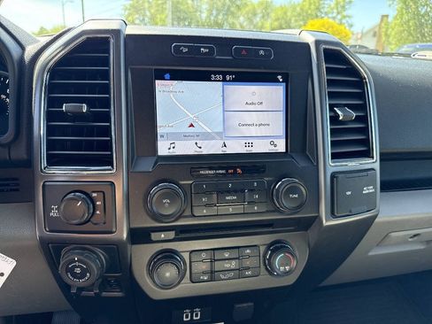 Used 2018 Ford F150 XLT w/ Equipment Group 302A Luxury AWD/4WD image 33