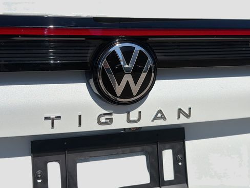 New 2026 Volkswagen Tiguan SEL R-Line image 11