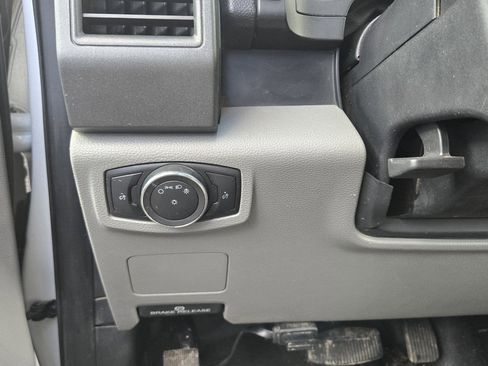 Used 2018 Ford F350 XL w/ Power Equipment Group image 12