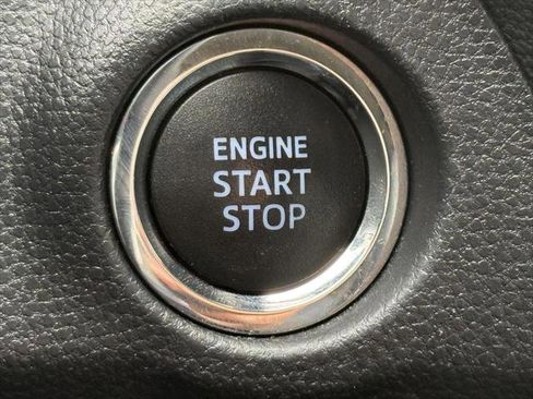 Certified 2021 Toyota RAV4 XLE Premium FWD image 29