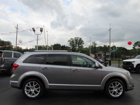 Used 2017 Dodge Journey GT w/ Flexible Seating Group image 5