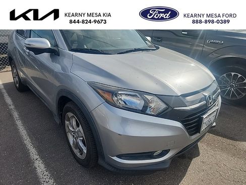 Used 2017 Honda HR-V EX image 1