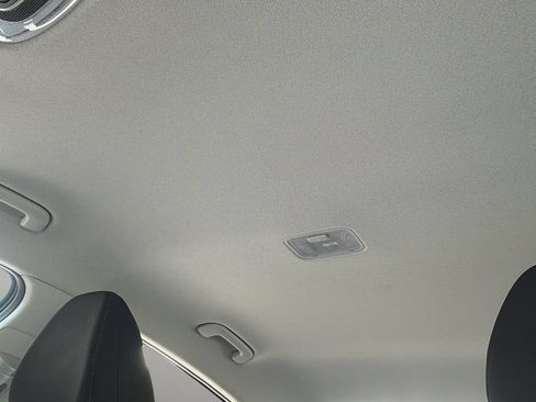 Certified 2024 Hyundai Elantra SEL FWD image 36