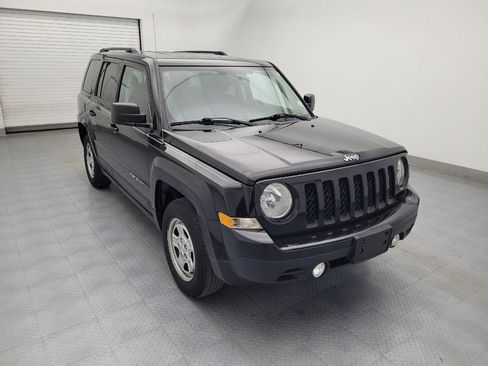 Used 2017 Jeep Patriot Sport w/ Power Value Group image 13