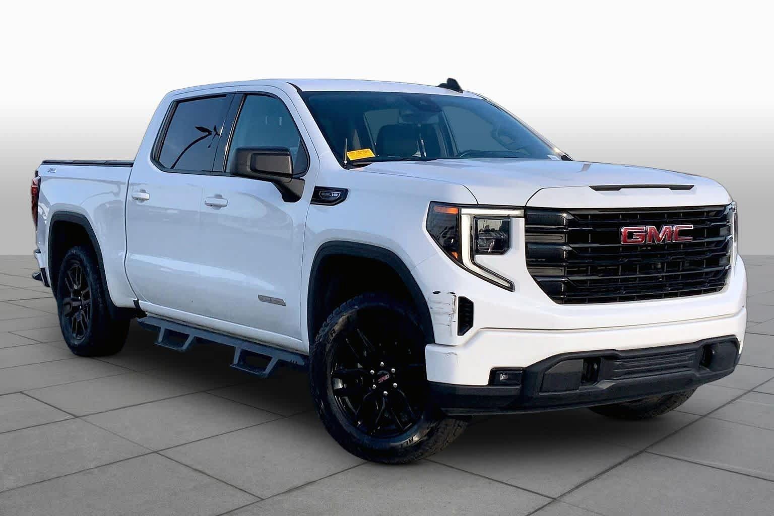 Used 2023 GMC Sierra 1500 Elevation AWD/4WD image 3