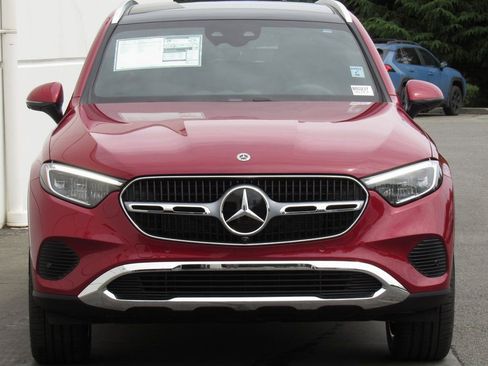 New 2025 Mercedes-Benz GLC 300 4MATIC image 3