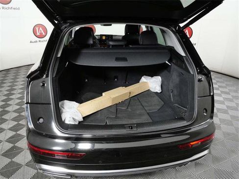 Used 2022 Audi Q5 2.0T Premium Plus image 10
