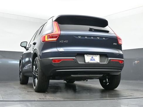New 2026 Volvo XC40 B5 Ultra w/ Protection Package Premier image 42