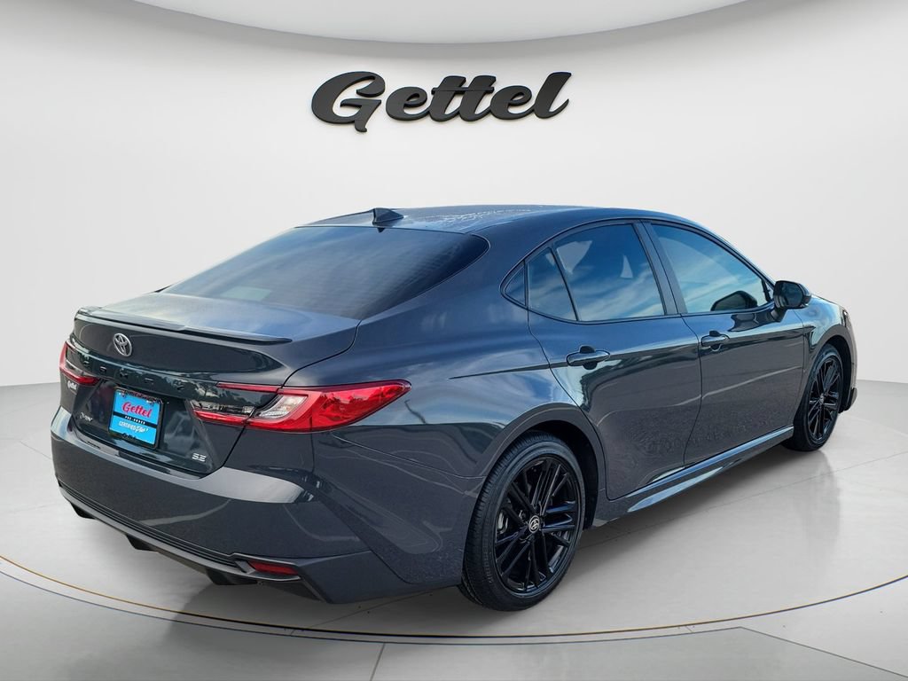 Certified 2025 Toyota Camry SE w/ Convenience Package FWD image 5