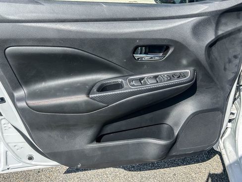 New 2025 Nissan Versa SR w/ Trunk Package image 24