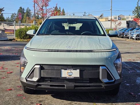 New 2026 Hyundai Kona SE image 2