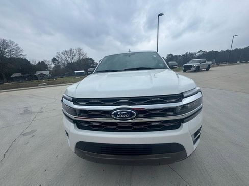 Used 2024 Ford Expedition King Ranch image 6