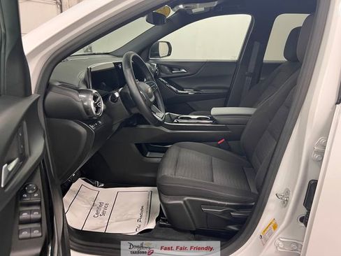 Used 2025 Chevrolet Equinox LT FWD image 27