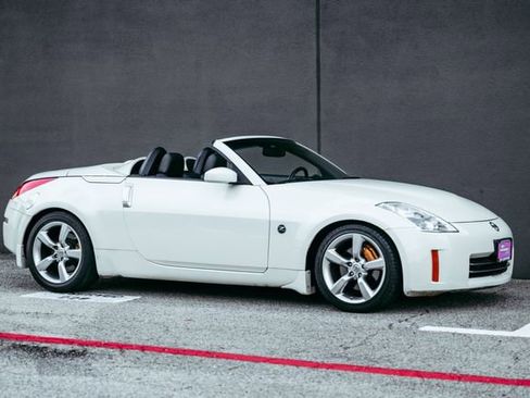 Used 2007 Nissan 350Z Grand Touring image 54