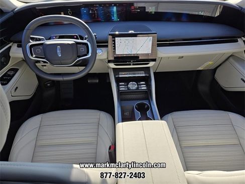 New 2026 Lincoln Nautilus Reserve w/ Jet Appearance Package image 10