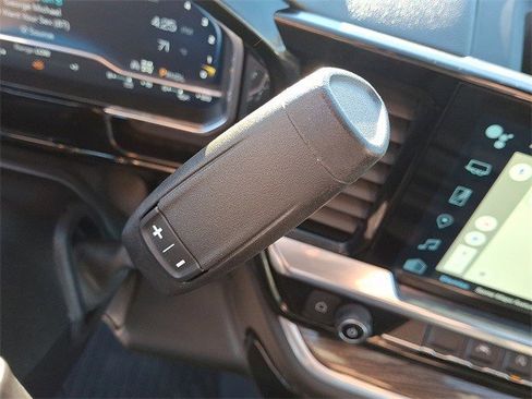 Certified 2022 Chevrolet Silverado 1500 RST image 17