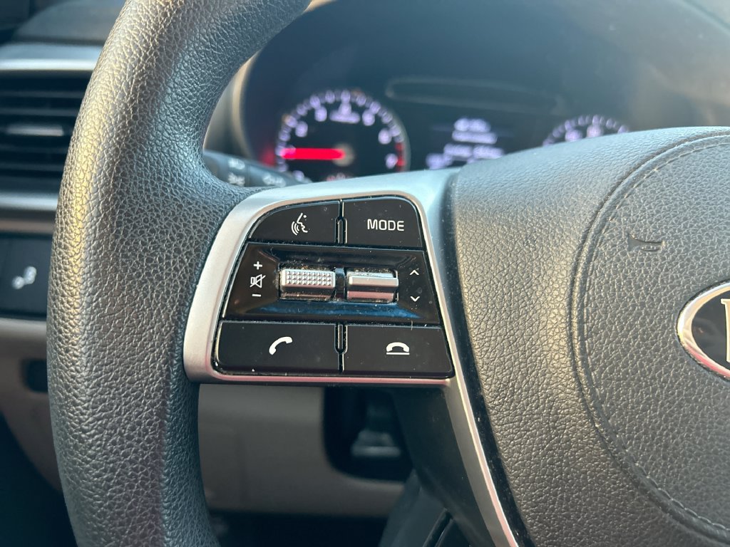 Used 2020 Kia Sorento LX AWD/4WD image 15