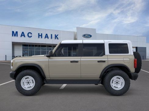 New 2026 Ford Bronco Heritage Edition image 3