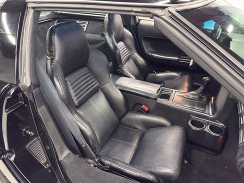 Used 1995 Chevrolet Corvette Coupe RWD image 16