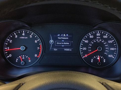 Used 2017 Kia Optima EX image 23