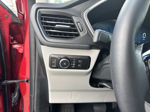 Used 2024 Ford Escape Platinum w/ Premium Technology Package image 35