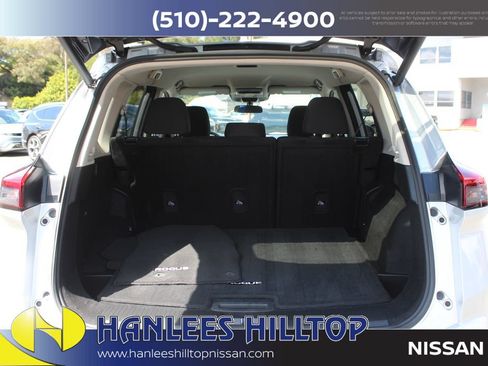 Used 2025 Nissan Rogue SV AWD/4WD image 10