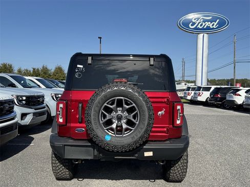 New 2025 Ford Bronco Badlands image 6