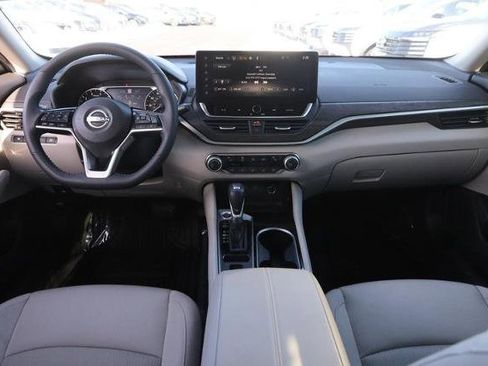 Certified 2023 Nissan Altima 2.5 SV w/ SV Premium Package image 21