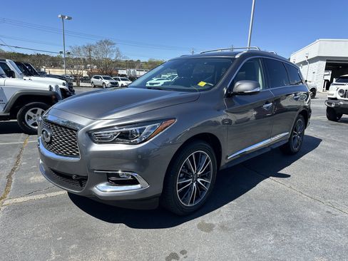 Used 2019 INFINITI QX60 Luxe w/ Sensory Package image 5
