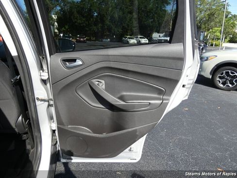 Used 2015 Ford Escape SE FWD image 52