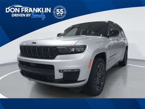 New 2025 Jeep Grand Cherokee L Summit image 1