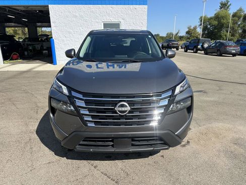 Used 2024 Nissan Rogue SV image 12