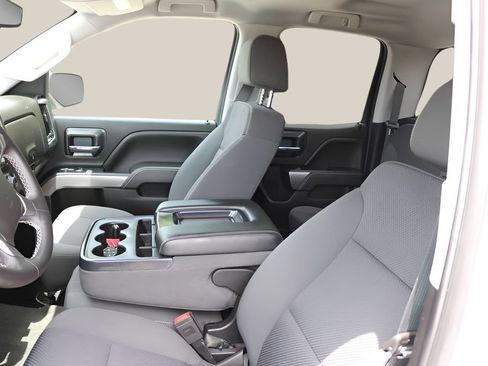 Used 2018 Chevrolet Silverado 1500 LT w/ Texas Edition RWD image 13