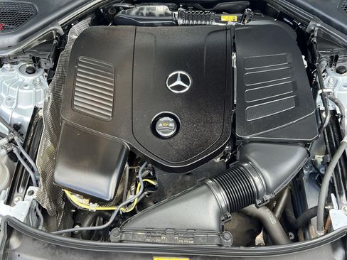 Used 2024 Mercedes-Benz E 350 4MATIC Sedan image 34