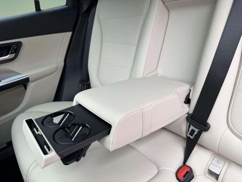 Certified 2026 Mercedes-Benz GLC 300 4MATIC image 24