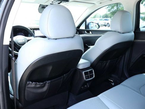 Used 2023 Kia K5 EX FWD image 12