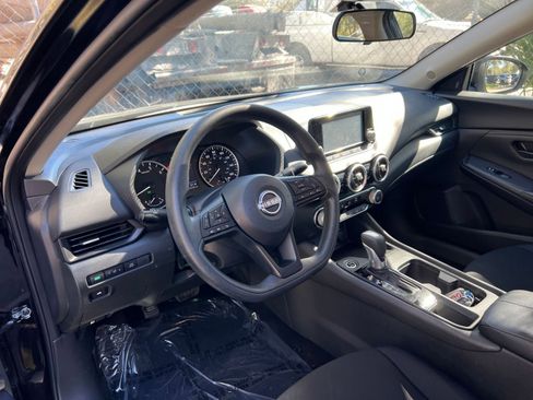 Used 2025 Nissan Sentra S image 29