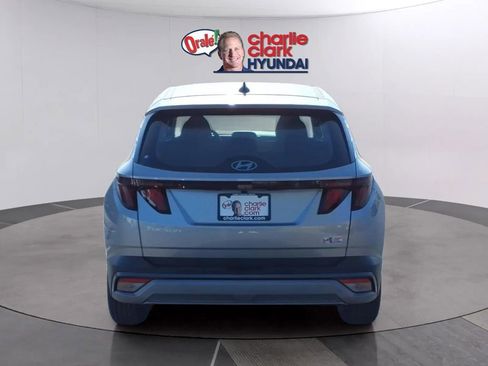 New 2026 Hyundai Tucson SE image 4