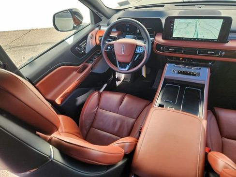New 2025 Lincoln Aviator Reserve w/ Equipment Group 201A image 10