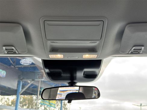 Used 2025 Ford Maverick XL FWD image 25
