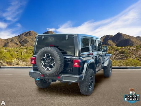 Used 2021 Jeep Wrangler Unlimited Rubicon 4xe w/ Cold Weather Group AWD/4WD image 4