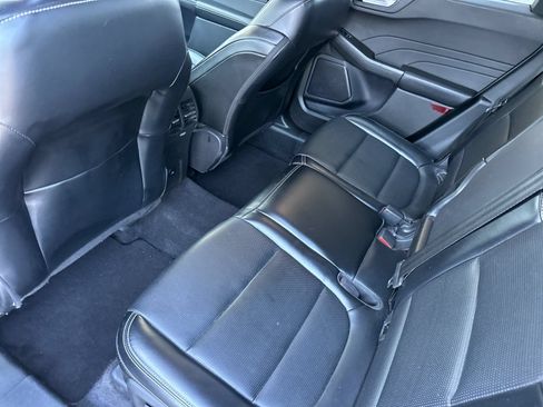 Used 2024 Ford Escape Platinum AWD/4WD image 11