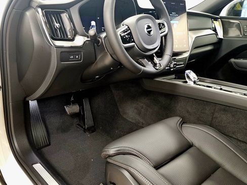 New 2026 Volvo XC60 T8 Ultra w/ Climate Package AWD/4WD image 45