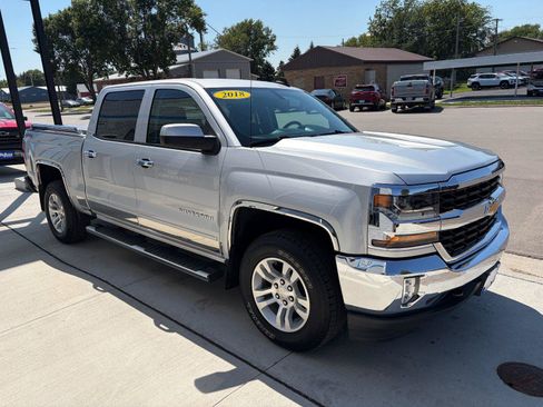 Used 2018 Chevrolet Silverado 1500 LT w/ All Star Edition AWD/4WD image 6