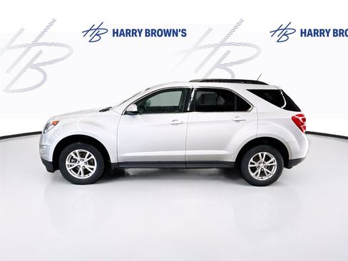 Used 2017 Chevrolet Equinox LT w/ Convenience Package FWD image 8