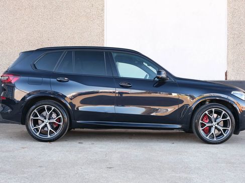 Used 2022 BMW X5 sDrive40i w/ M Sport Package image 11