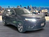 Used 2020 Jeep Cherokee Limited image 3