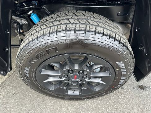 Used 2024 Toyota Tundra Limited w/ TRD Off-Road Package image 27